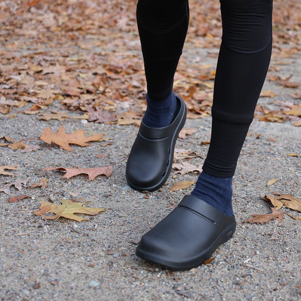 ウーフォス OOcloog ブラック リカバリー クロッグサンダル OOFOS ウークローグ 国内正規品