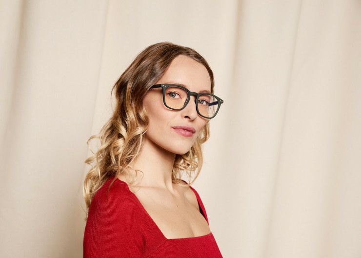 老眼鏡　おしゃれ　イジピジ　ブルーライトカット