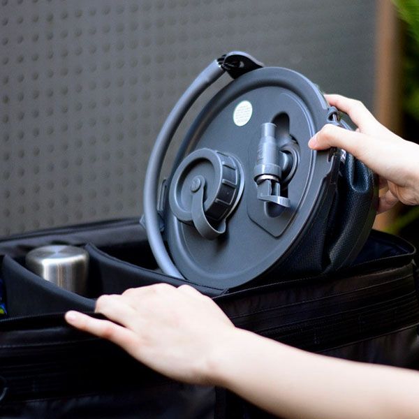 コラプズ ウォータージャグ 容量8リットル コラプシブル2in1ウォーターキャリア&バケツ グレー colapz 2in1 Kit 折りたたみ ウォータージャグ&バケツ