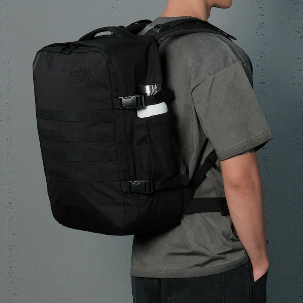 キャビンゼロ ミリタリー 36L バックパック CABINZERO MILITARY 36リットル