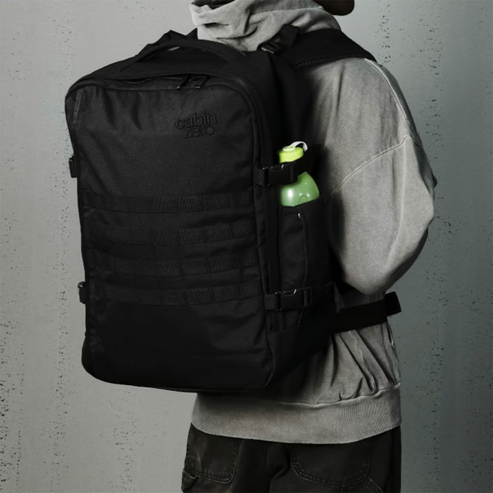キャビンゼロ ミリタリー 44L バックパック CABINZERO MILITARY 44リットル