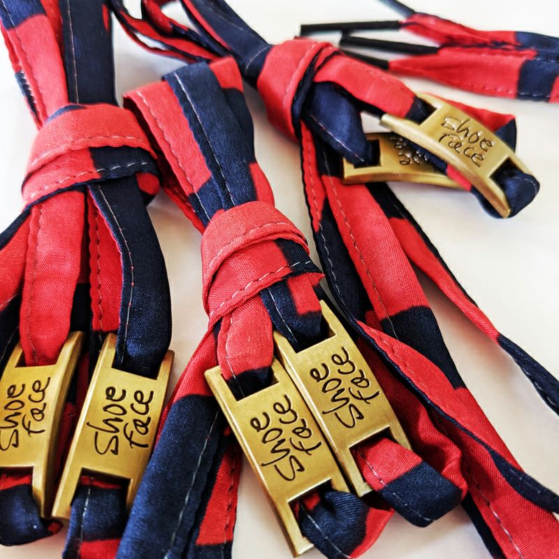 着物から作った靴紐　shoe face