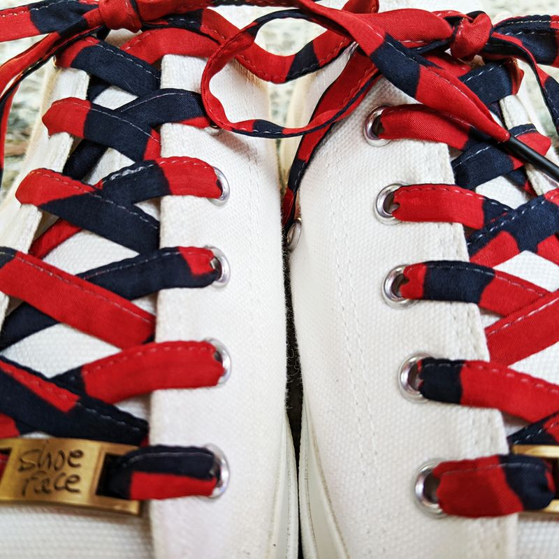 着物から作った靴紐　shoe face