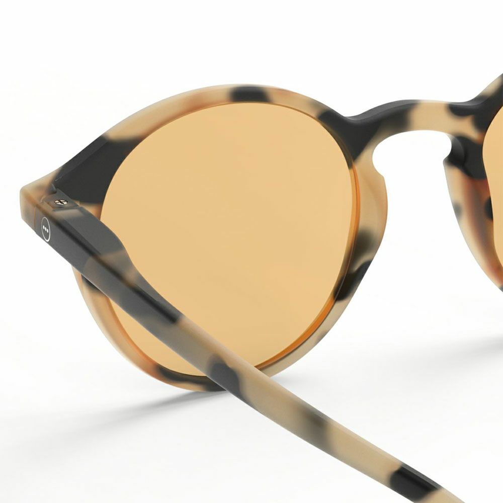 スリーピンググラス　イジピジ　メガネ