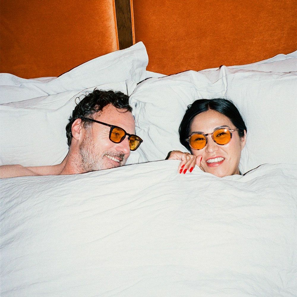 スリーピンググラス　イジピジ　メガネ