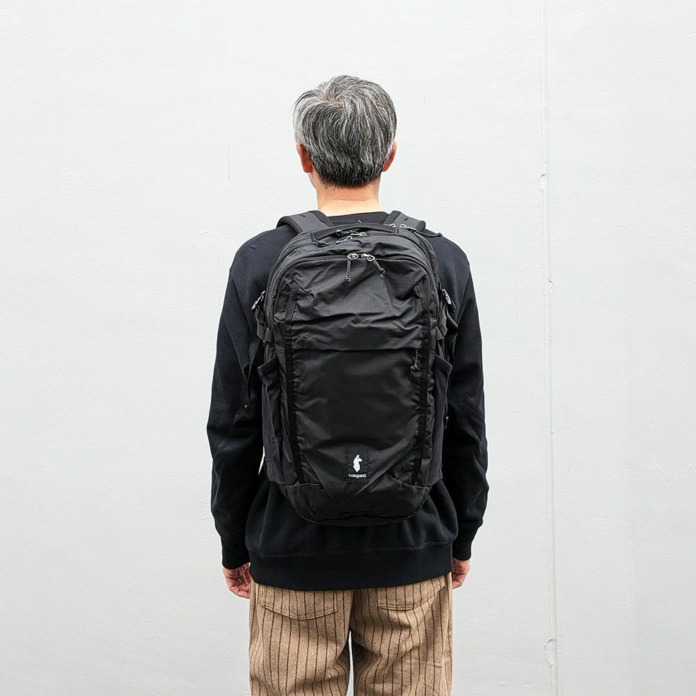 コトパクシ　リュック　バックパック　黒