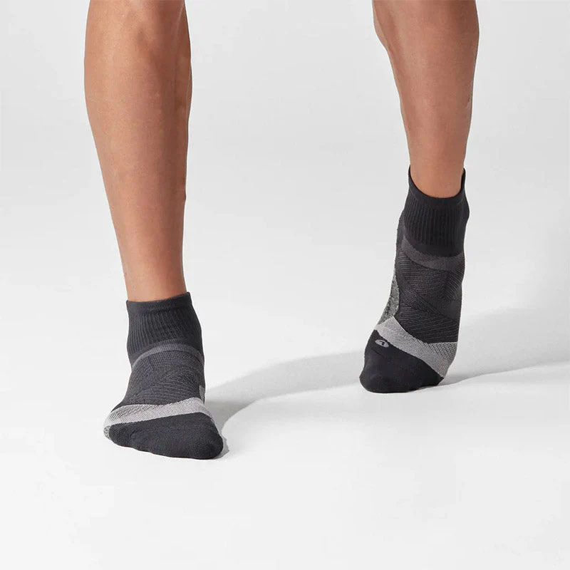 フィーチャーズ Feetures Elite Light Cushion Quarter