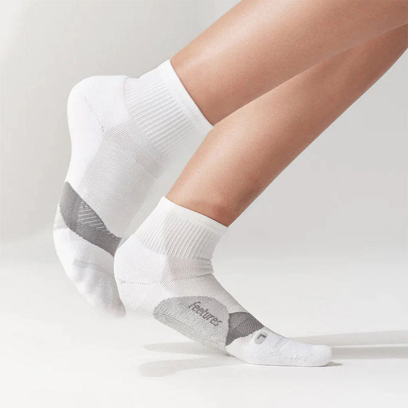 フィーチャーズ Feetures Elite Light Cushion Quarter