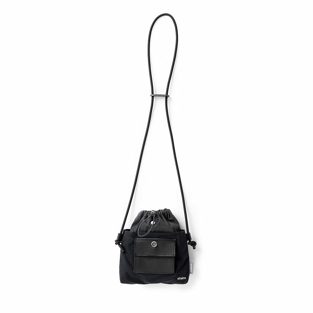 巾着バッグ　ミニバッグ　黒　ナリフリ　stairs design products