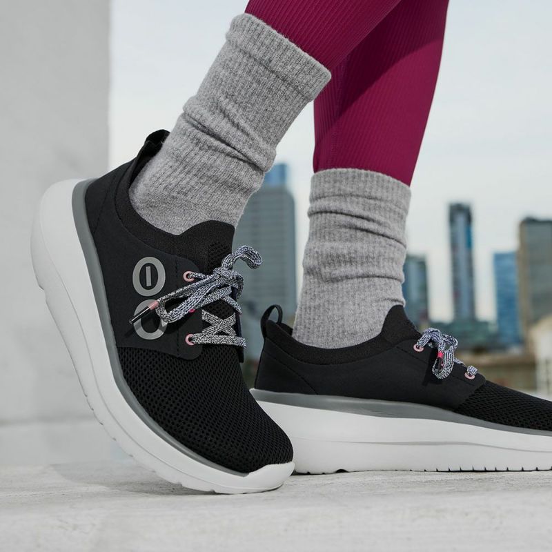 ウーフォス リカバリーシューズ レディース OOFOS OOmy Stride