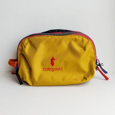 cotopaxi ポーチ Nido Accessory Bag - Del Día – Cotopaxiオフィシャルサイト