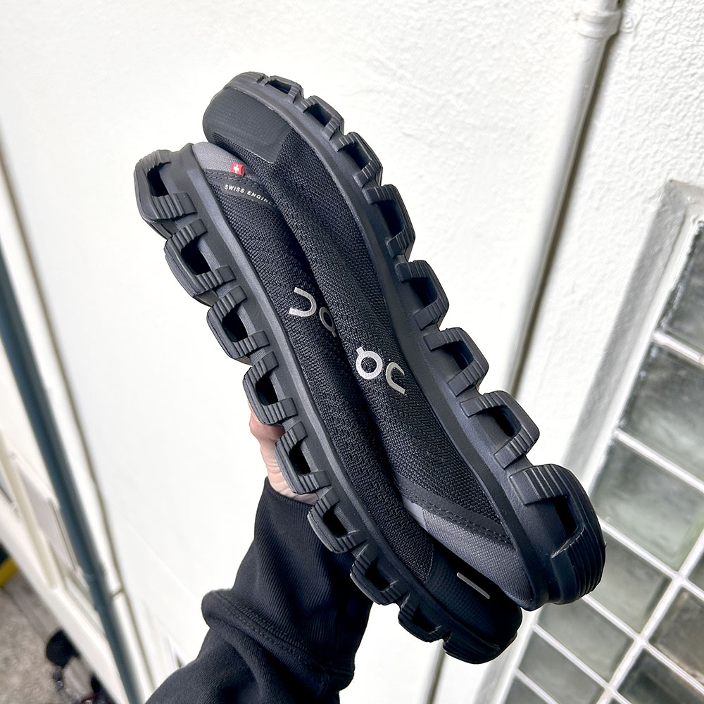 On Cloud6 Coast メンズ スニーカー 軽量 通気性 クッション性 かかとが踏める 2WAY仕様 旅行や日常に快適なトラベルスニーカー オン クラウド6 コースト